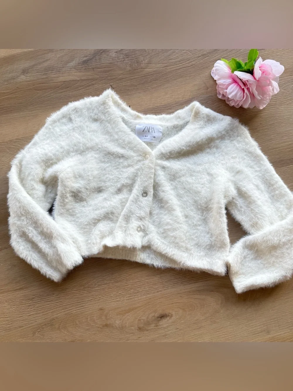 Zara Off-White Fuzzy Cropped Cardigan SZ 6/7 years button down v neck fur